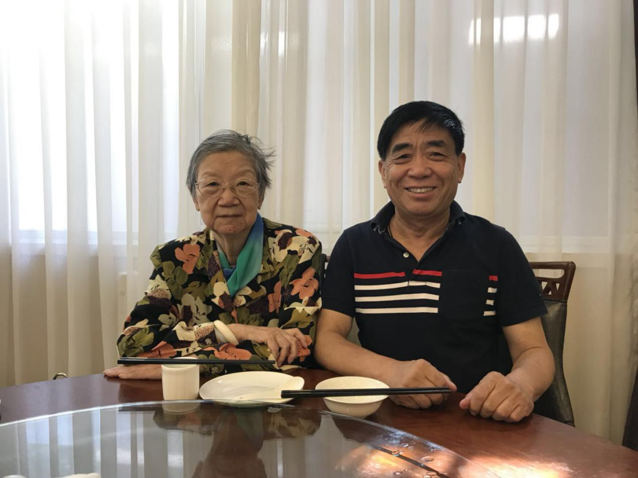隆重纪念伟大领袖毛泽东主席诞辰127周年
